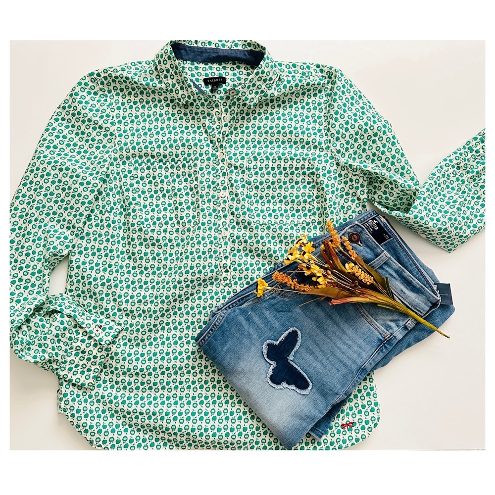 {Talbots} Green Apple Print Half Button Popover Shirt